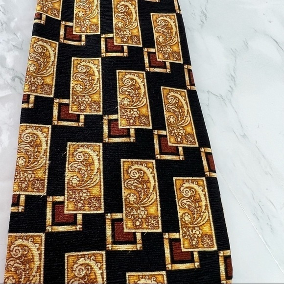 Bullock & Jones San Francisco Bold Silk Italian Necktie Made In Italy Gold Tie - Picture 1 of 8